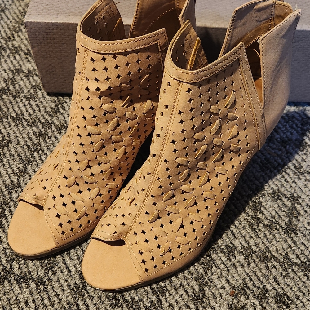 Brand New Size 9 Heels